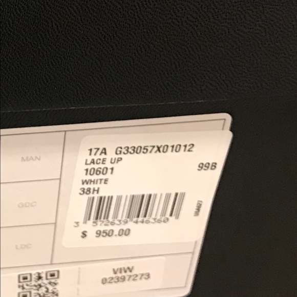 NIB Chanel 38.5 white patent heels lace up - Picture 3 of 3